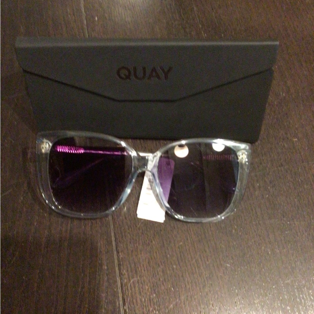 NEW! Rare Quay Everafter blue ice Quay Australia Clear Frame Sunglasses